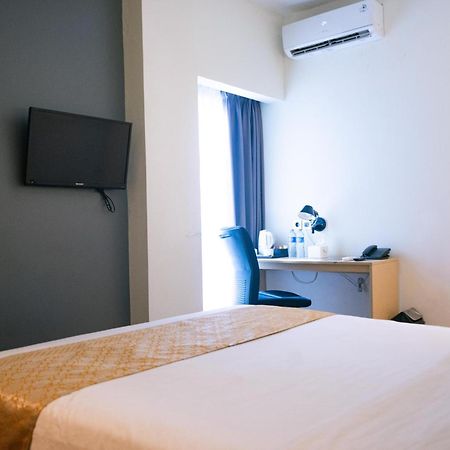 Yunna Hotel Lampung Bandar Lampung Dış mekan fotoğraf