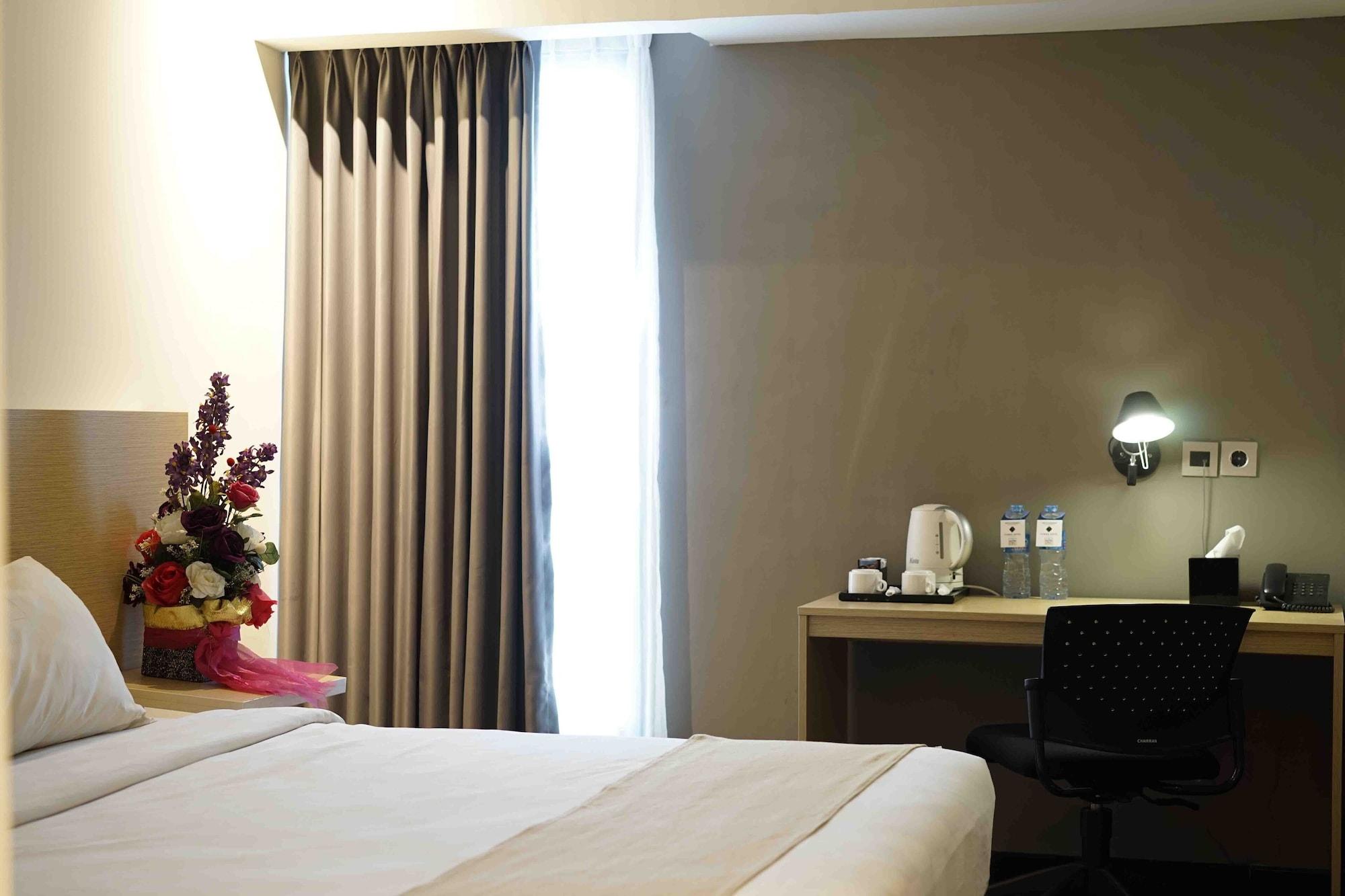 Yunna Hotel Lampung Bandar Lampung Dış mekan fotoğraf