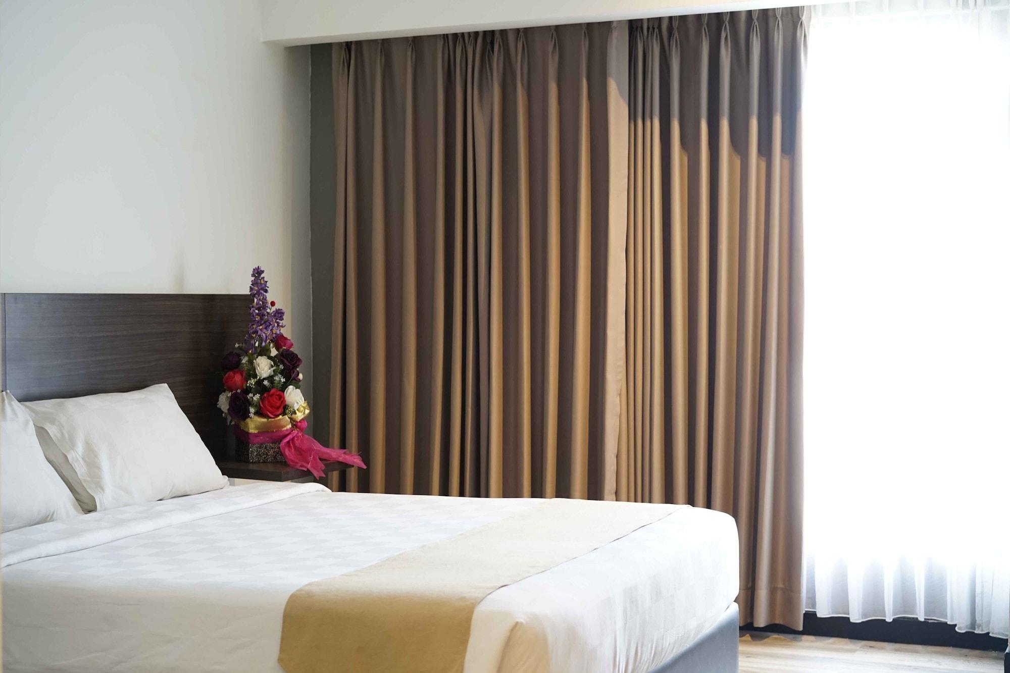 Yunna Hotel Lampung Bandar Lampung Dış mekan fotoğraf