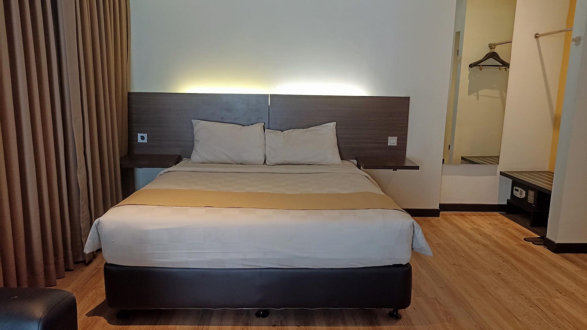 Yunna Hotel Lampung Bandar Lampung Dış mekan fotoğraf