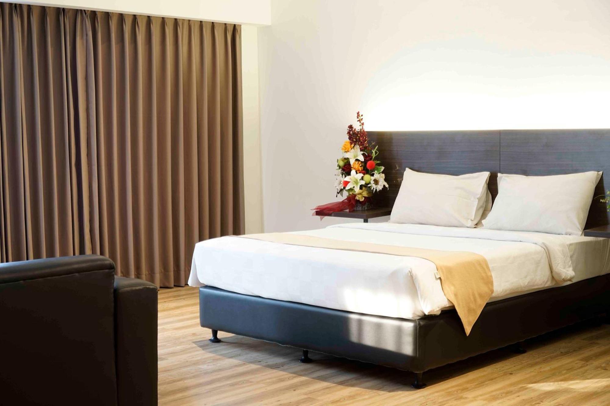 Yunna Hotel Lampung Bandar Lampung Dış mekan fotoğraf