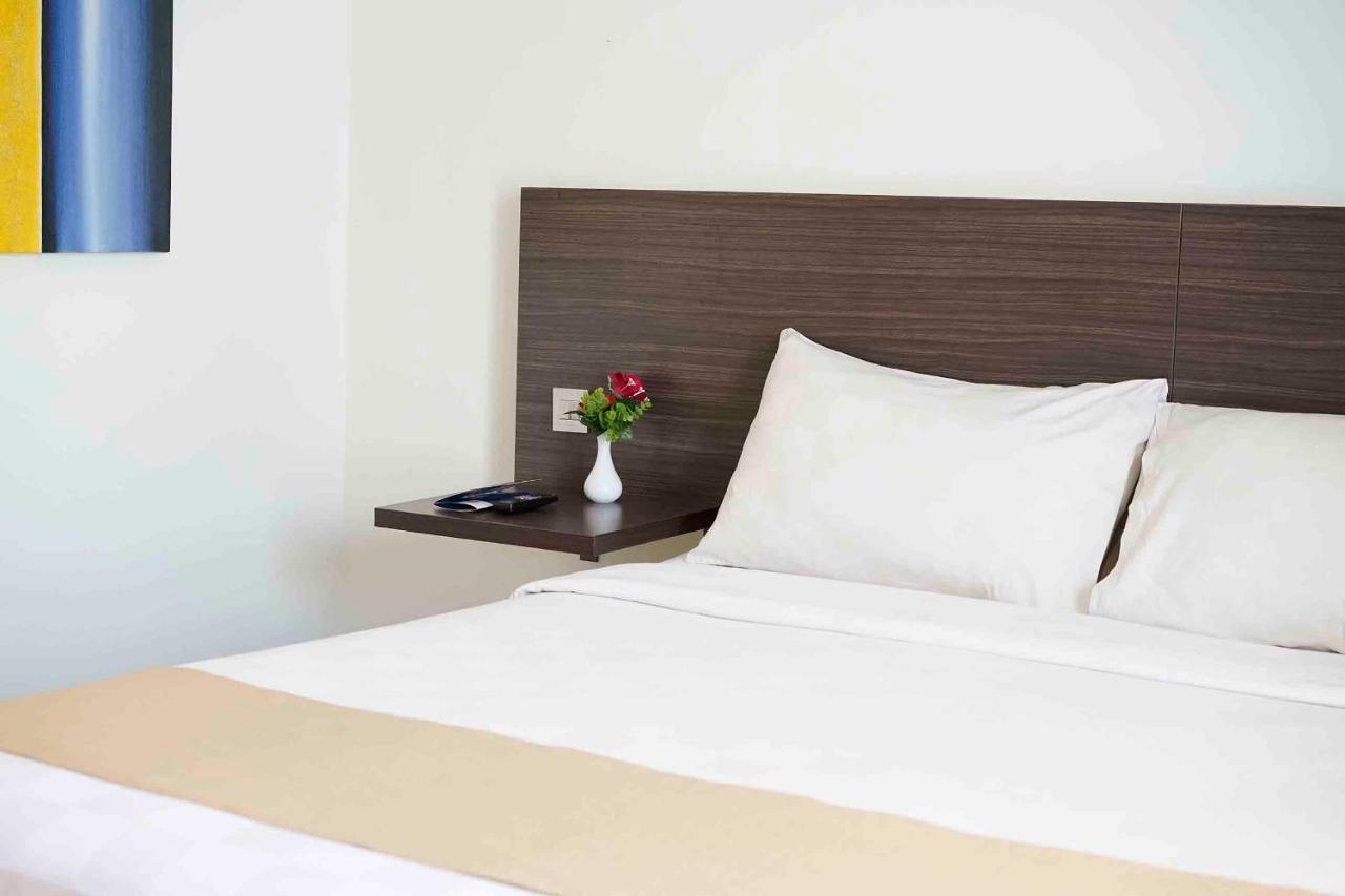 Yunna Hotel Lampung Bandar Lampung Dış mekan fotoğraf